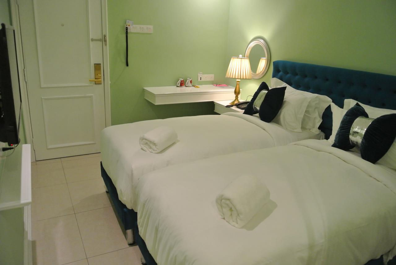 1 Day Car Hotel Station 18 Ipoh Exterior photo