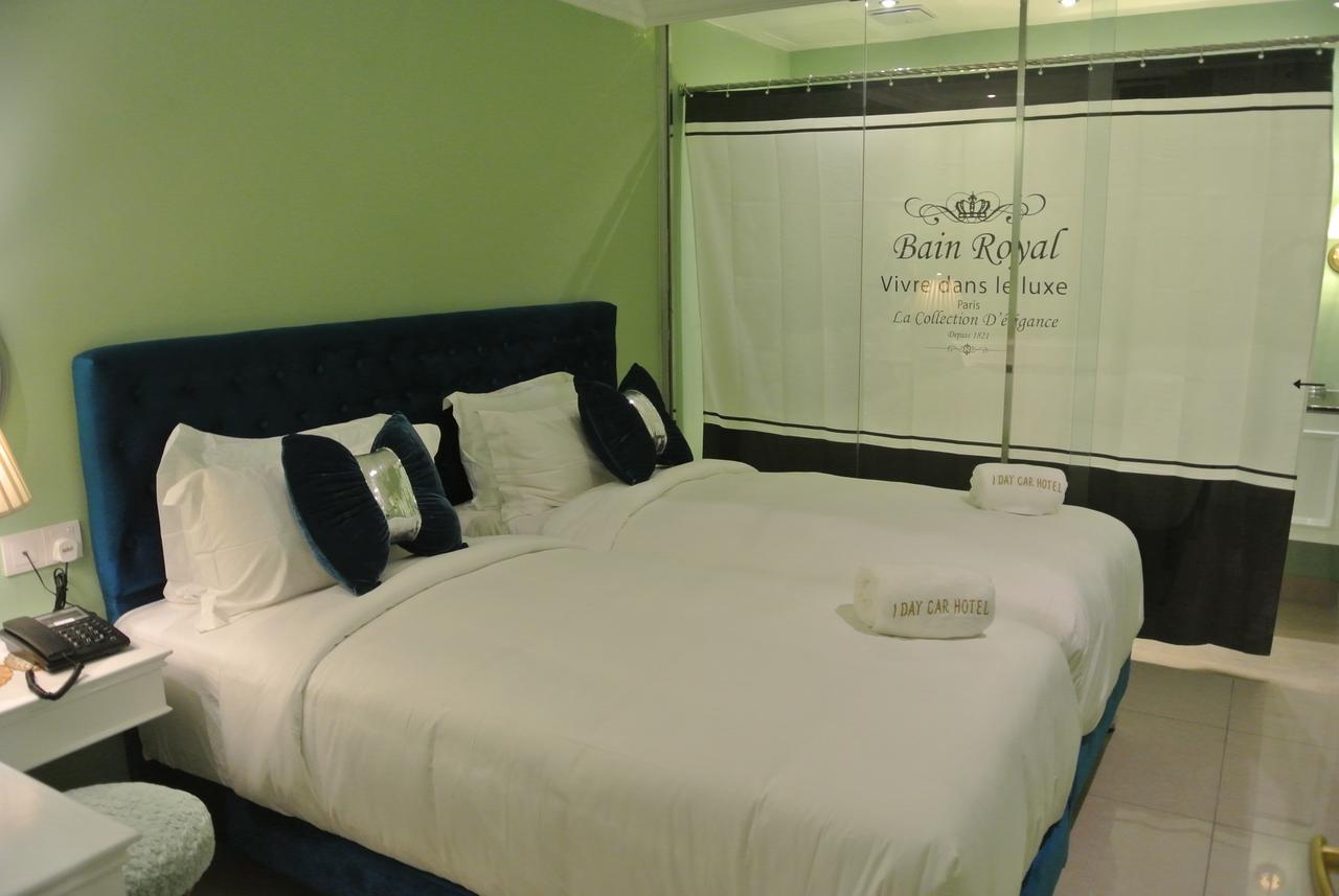 1 Day Car Hotel Station 18 Ipoh Exterior photo